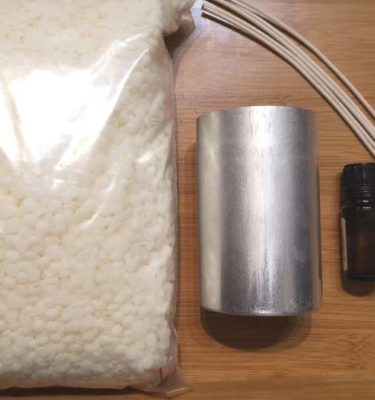 Žvakių gamyba namuose. Rinkinys žvakių gamybai